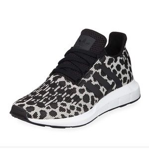 Adidas Swift Run Leopard print
